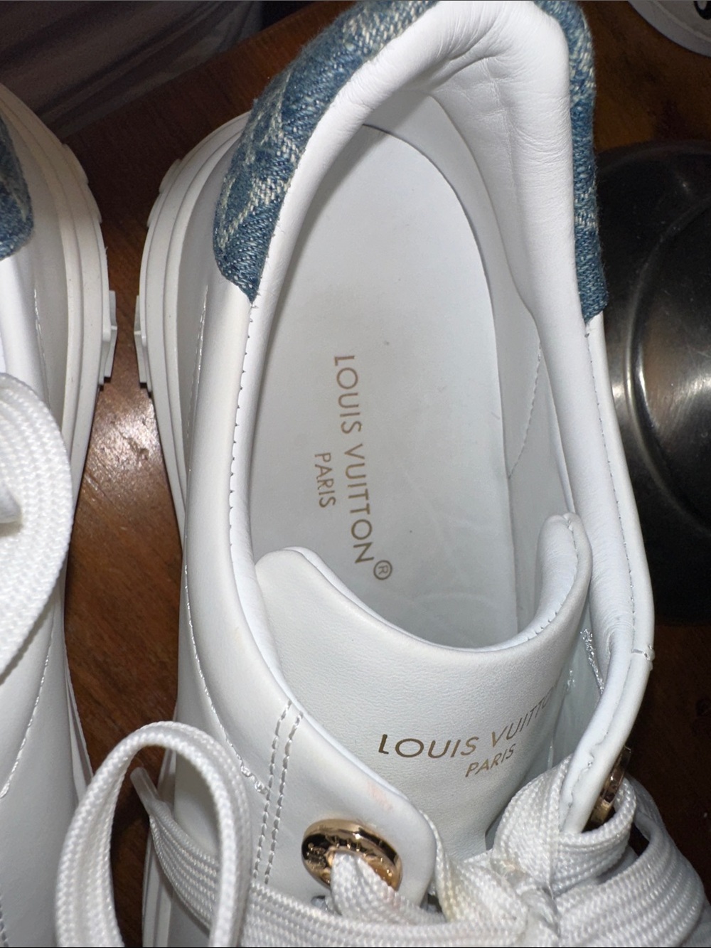 Louis Vuitton White Leather Low-Top Sneakers with Gold Accents - Picture 5 of 17